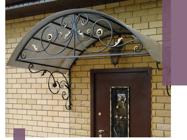 Изготовление козырьков из металла под ключ в Южном-Сахалинске