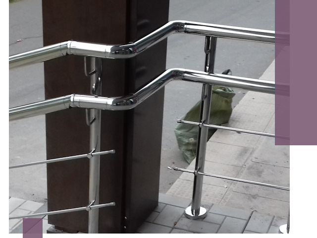 Монтаж поручней из нержавеющей стали в Южном-Сахалинске качественно и быстро